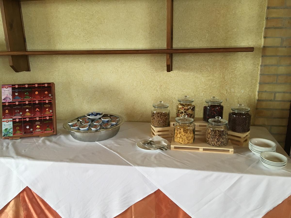 Fattoria Cerreto Hotel Mosciano SantʼAngelo Eksteriør billede